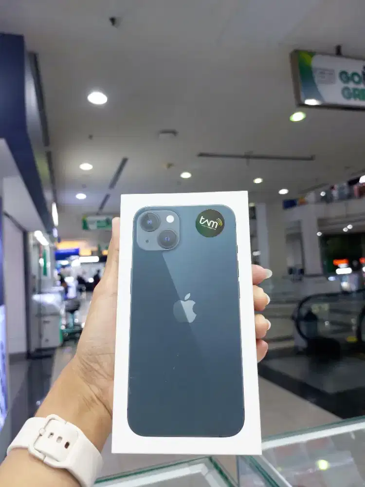 IPHONE 13 BASIC 128GB BARU MASIH SEGEL GARANSI IBOX
