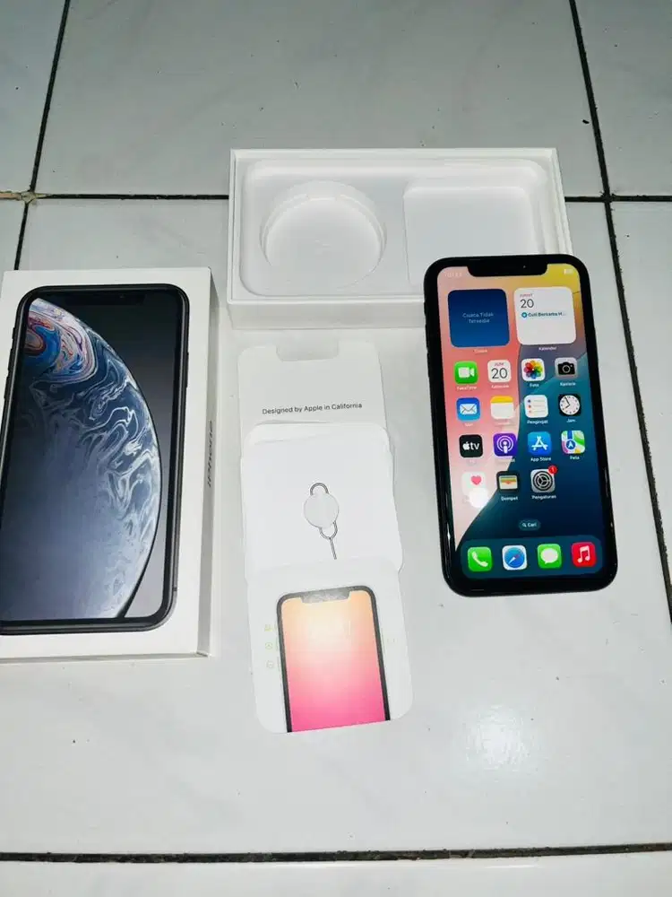 Di Jual IP XR Black 128 GB RESMI IBOX