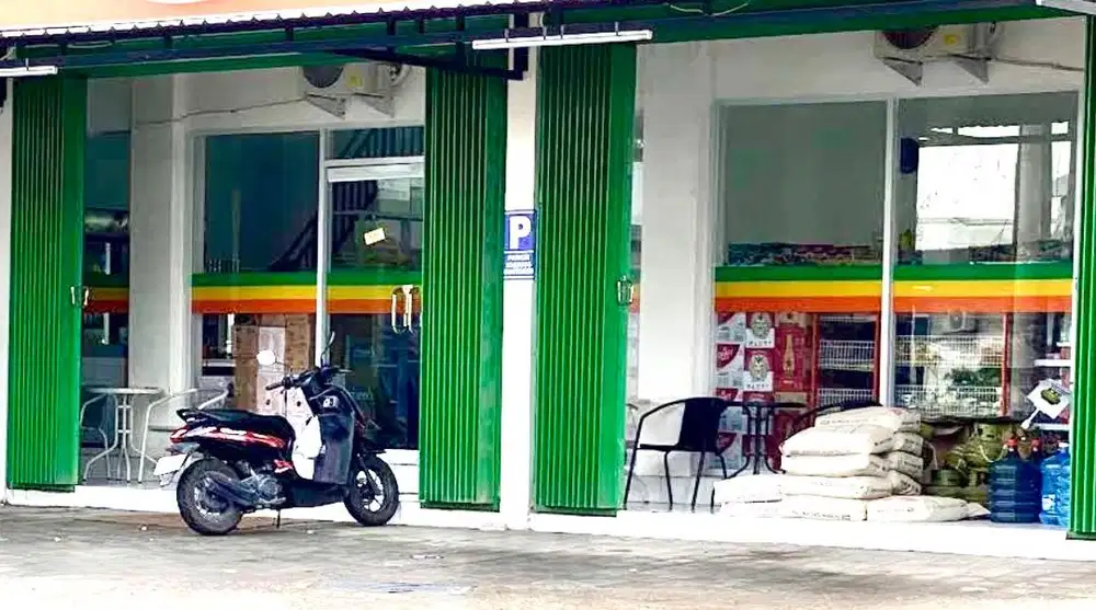 Di sewakan toko bekas minimarket