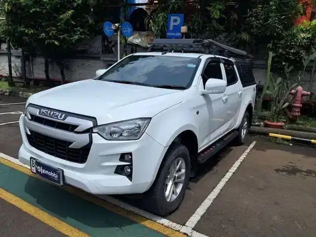 Isuzu D-Max Rodeo 1.9 Double Cabin Solar MT 2023