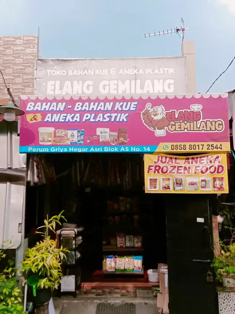 Toko Bahan-bahan kue & aneka plastik