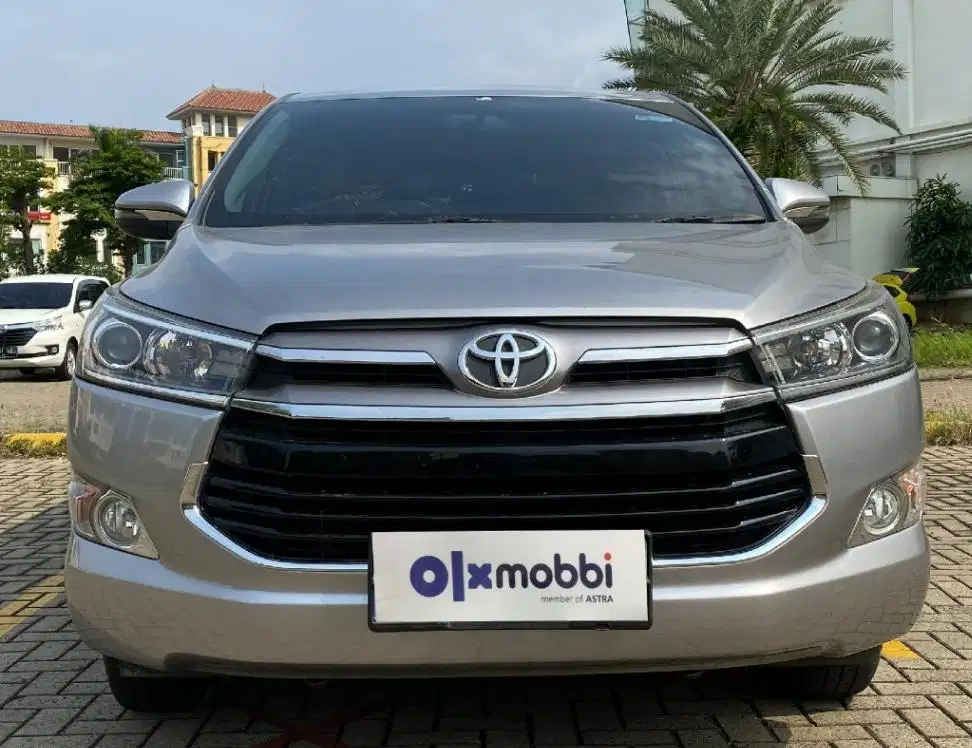 TDP 16JT, Toyota Kijang Innova 2.4 V Solar-AT Silver 2018