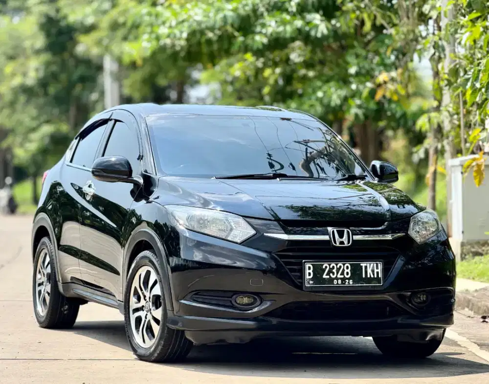 DP 7 jt! Honda HRV S Matic 2016 CVT Antik Spt Baru!!
