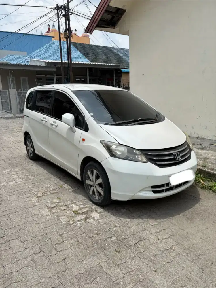 Honda Freed PSD AT 2009