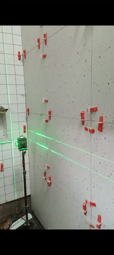 Jasa pasang granit dan keramik