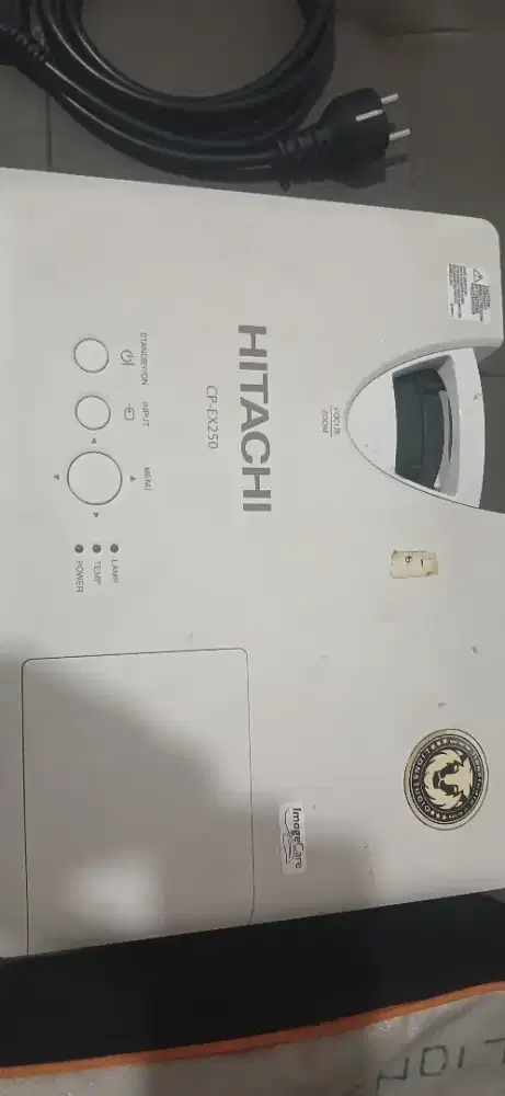 Hitachi Projektor