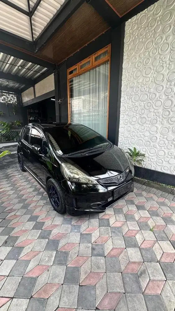 Honda Jazz RS 2011 Istimewa