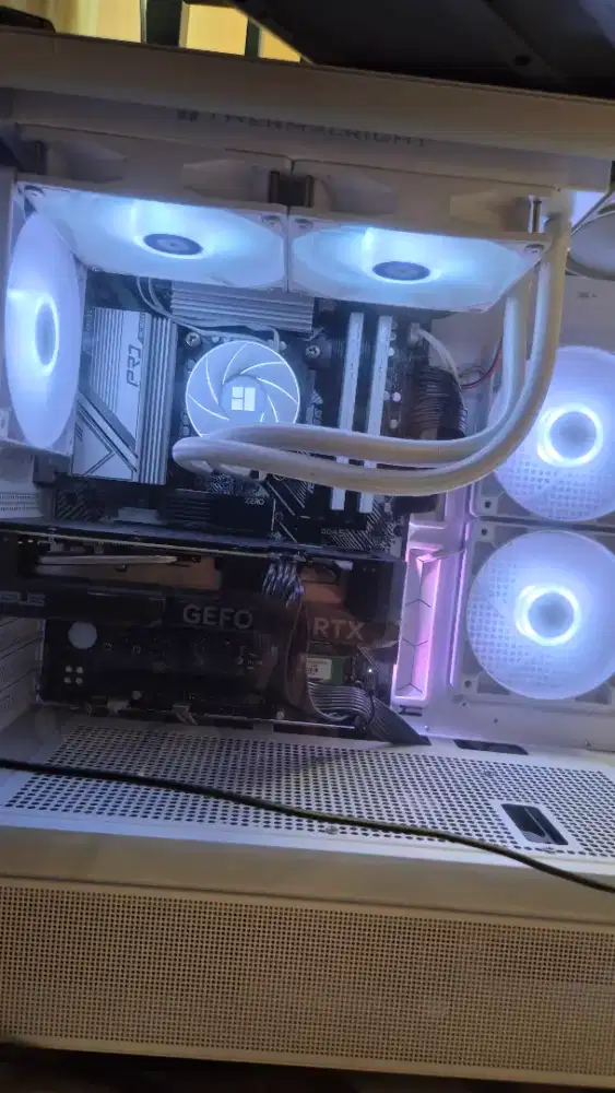 Pc gaming dan editing rata kanan ex pribadi