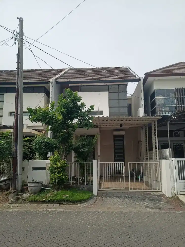 Jual rumah 2 lantai Surabaya timur
Pantai Mentari