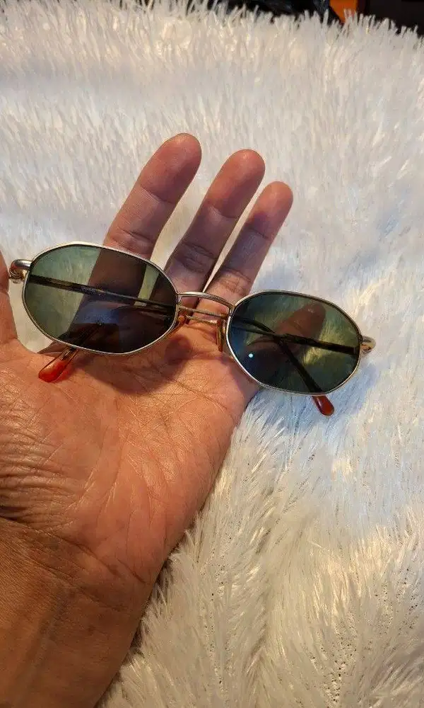 Vintage sunglasses 90s, Retro Oval,Gold Frame