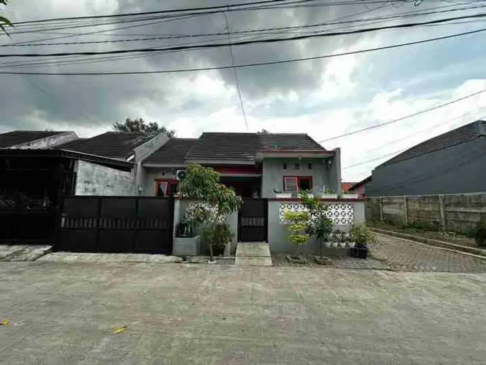 Dijual Rumah Hoek Siap Huni di Dalam Kompleks Jatiasih Bekasi
