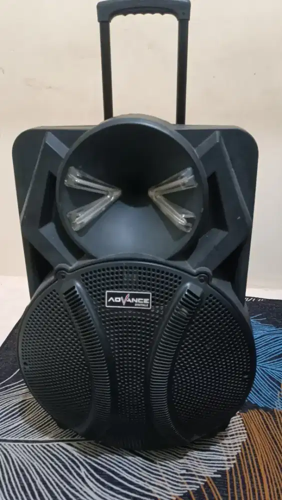 Speaker Bluetooth Portable Advance K1812