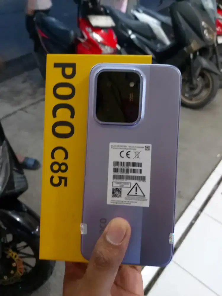 poco c85 ram 8/256 fullset like new