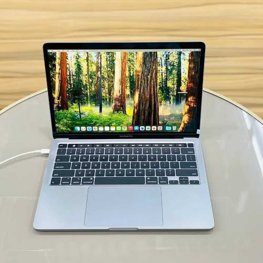 APPLE MACBOOK PRO TOUCHBAR 2020 13INCH Core i7 2.3GHz 16GB/512GB *RDC