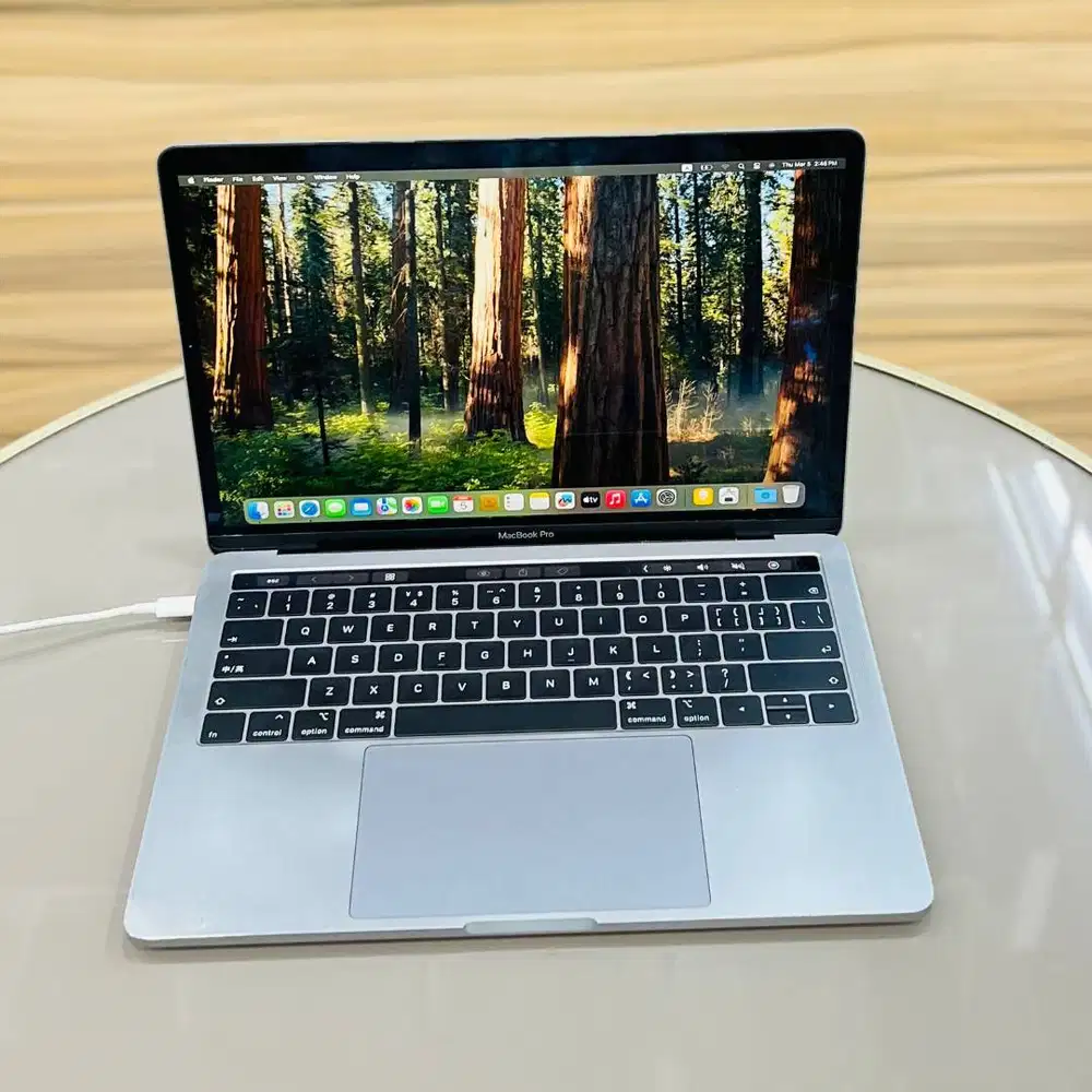 APPLE MACBOOK PRO TOUCHBAR 2019 13INCH Core i5 1.4GHz 16GB/256GB *RDC