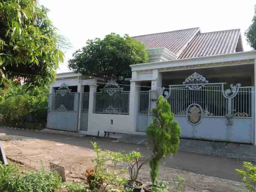 Dijual Rumah Mewah dengan Tanah Luas di Tanah Baru kota Bogor