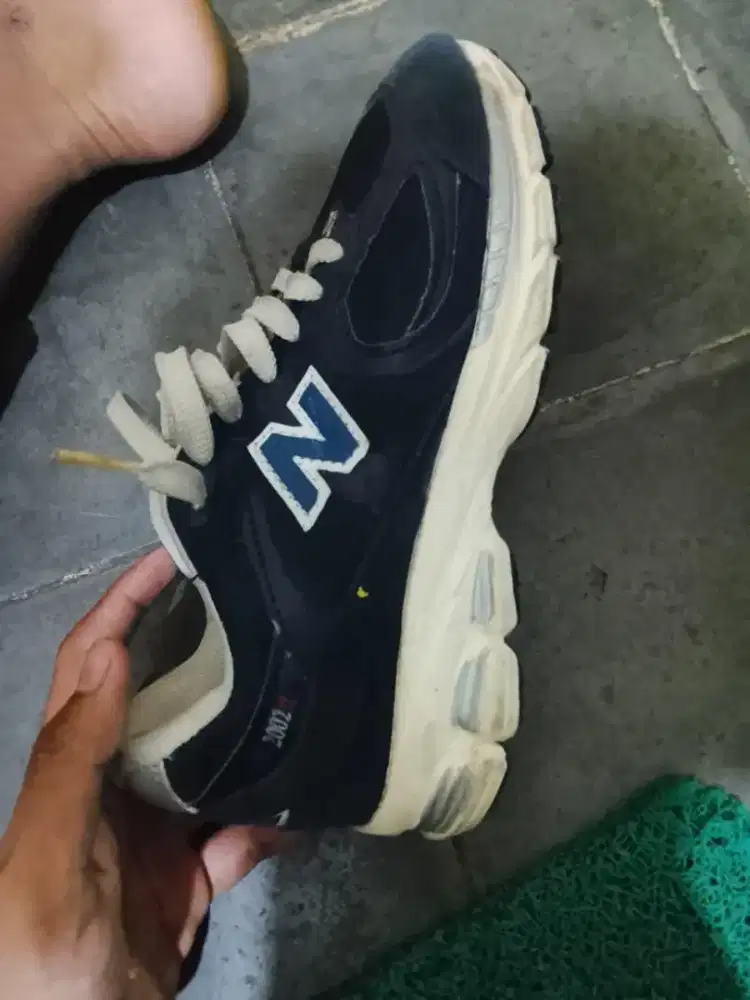 Sepatu new balance sued 2002r ORI ukuran 41No box