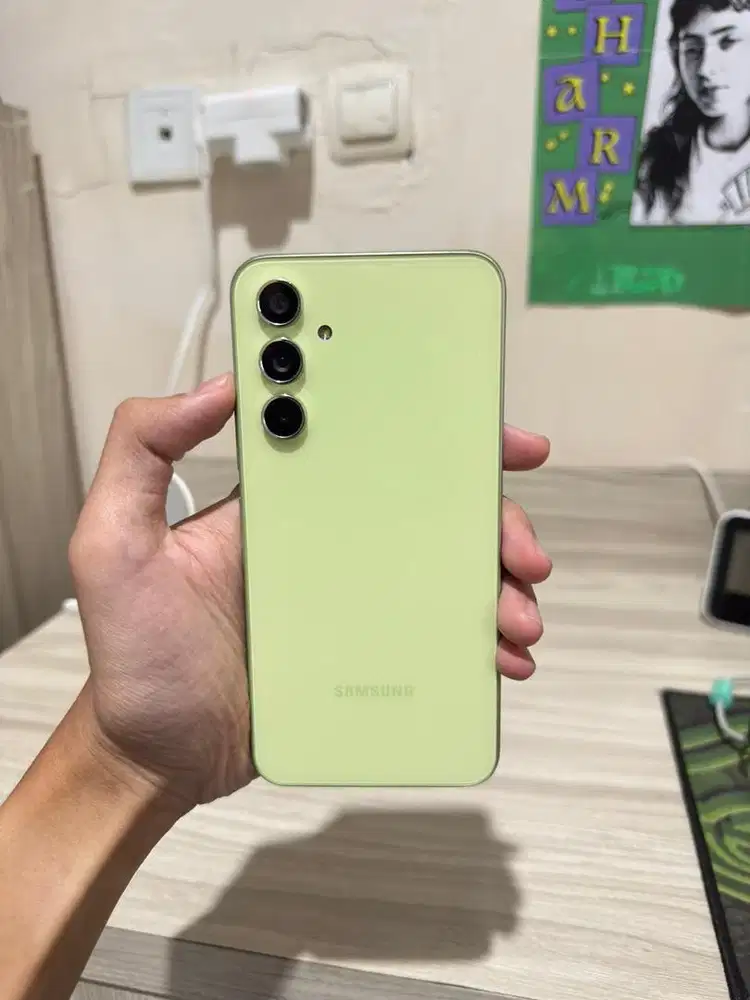 Samsung Galaxy A54 5G 8/256 — Awesome Lime