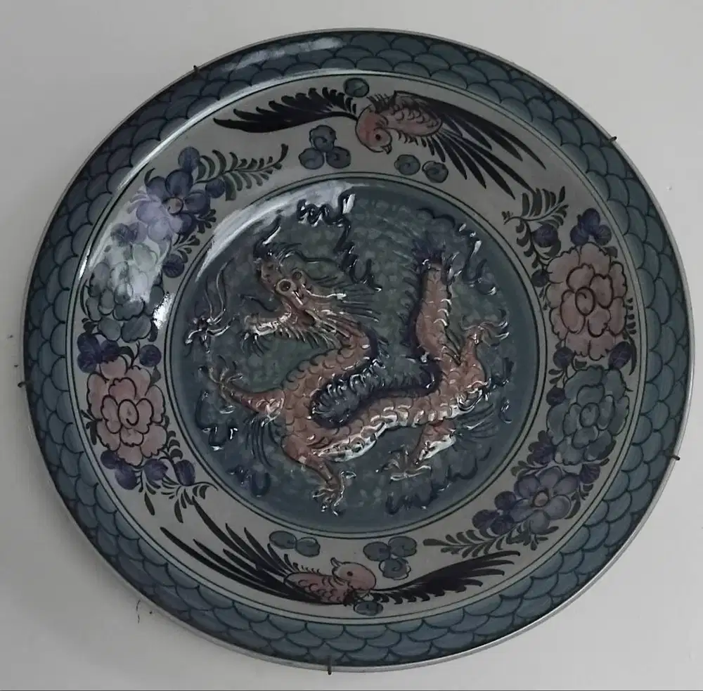 Piring Dinding Antik