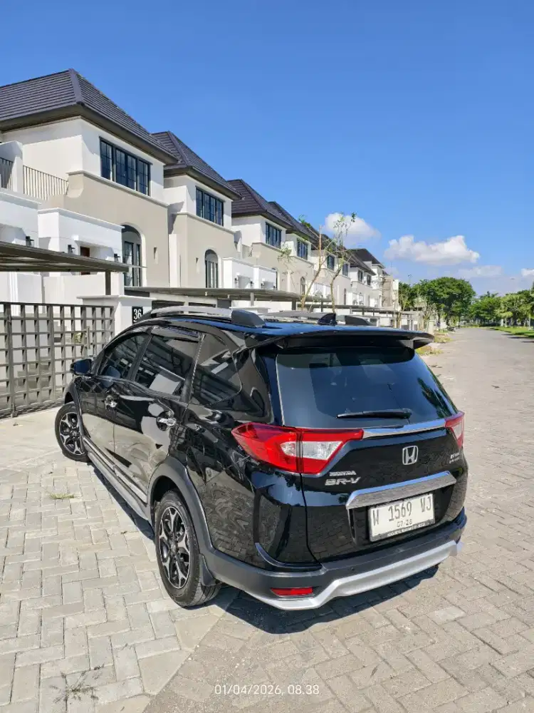 Honda BR-V E Cvt Prestige 2017 Istimewa