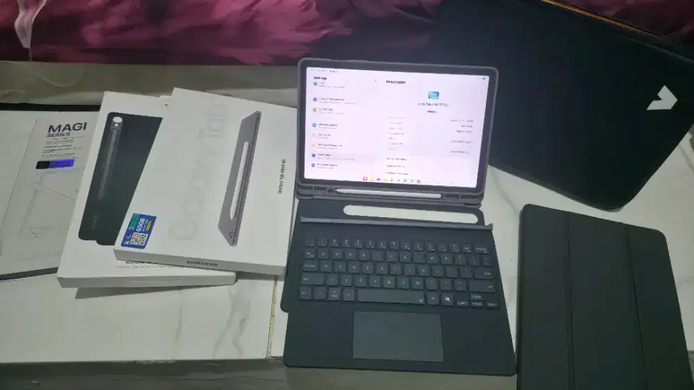 Samsung Galaxy Tab S10 FE 5G + Keyboard AI Original Trackpad Version