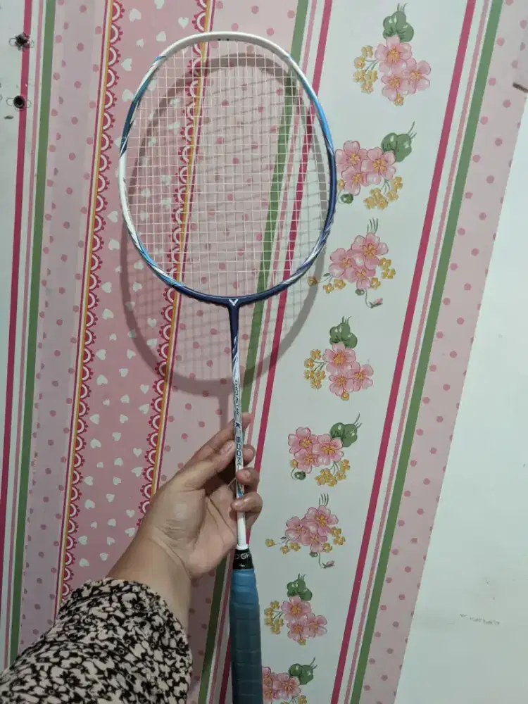 Raket victor thruster k boom