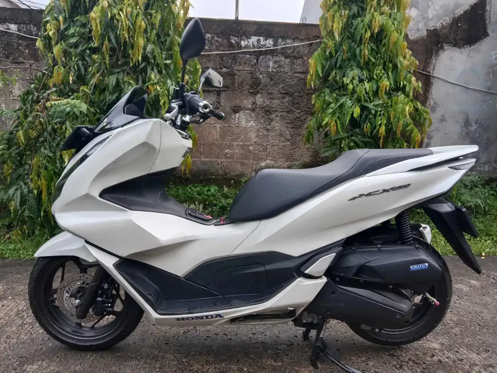 Honda PCX 160 th 2024 DP cuma 1 jt an