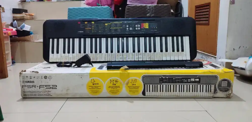 Yamaha PSR F52 bekas lengkap