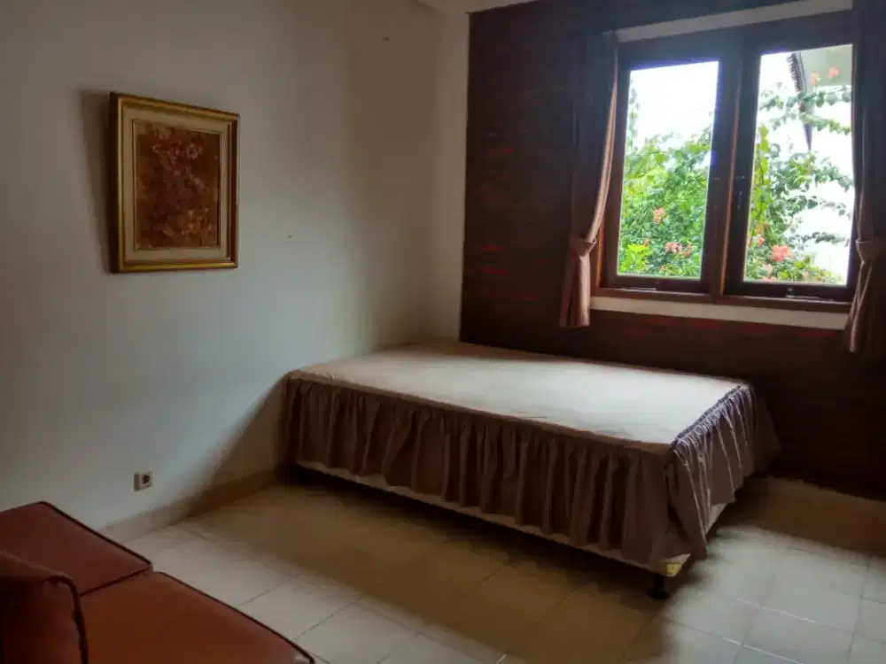 Sewa Kost Kemang di Carissa Homestay Siap Huni dekat The Park Pejaten