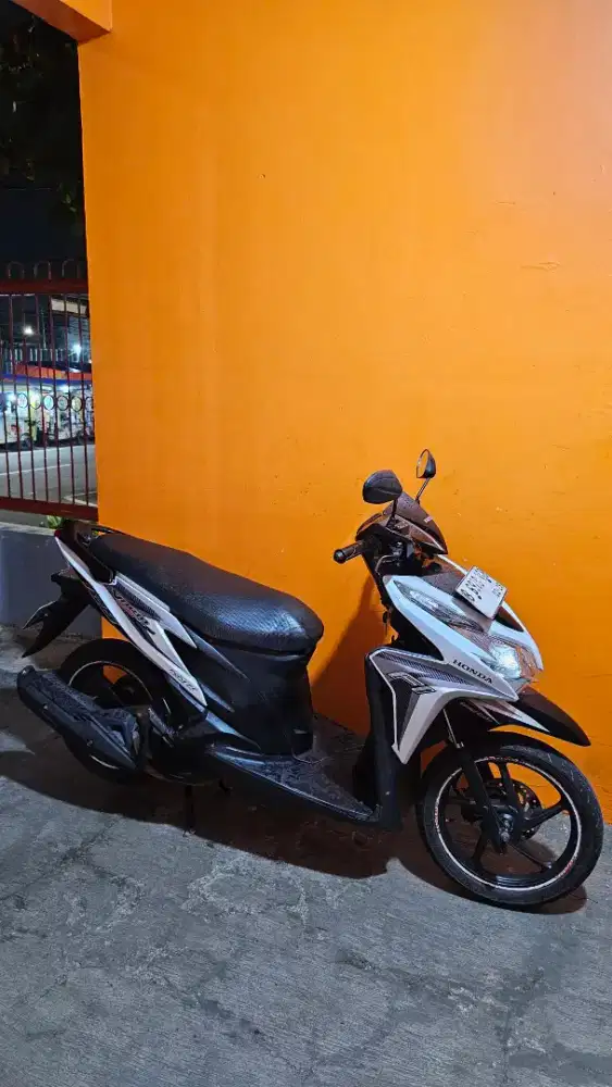 Honda Vario KZR Pajak Hidup KM Rendah