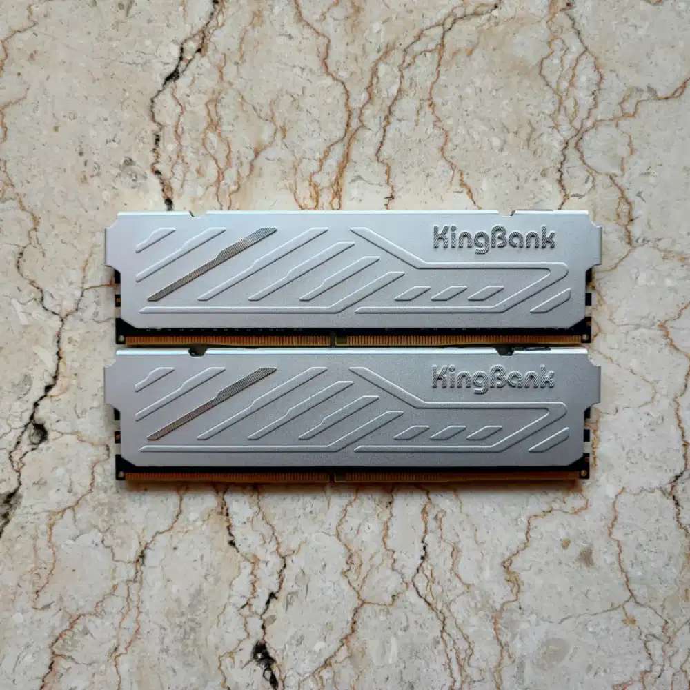 KINGBANK 32GB (2x16GB) DDR4 Silver Heatsink 3200MHz