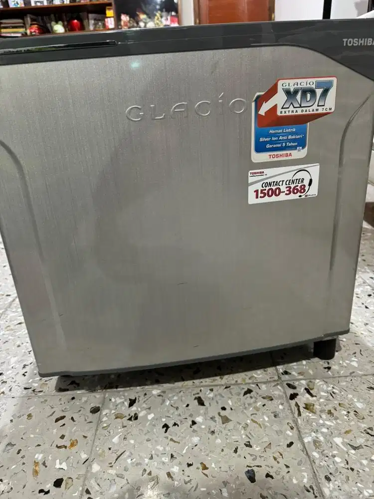 Dijual Kulkas Mini/Kecil Toshiba