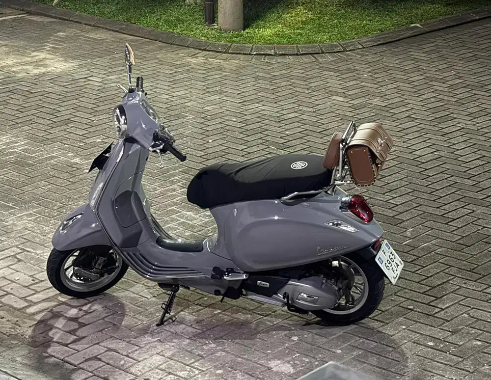 Vespa Primavera iGet 150 2023 Grey Matteria