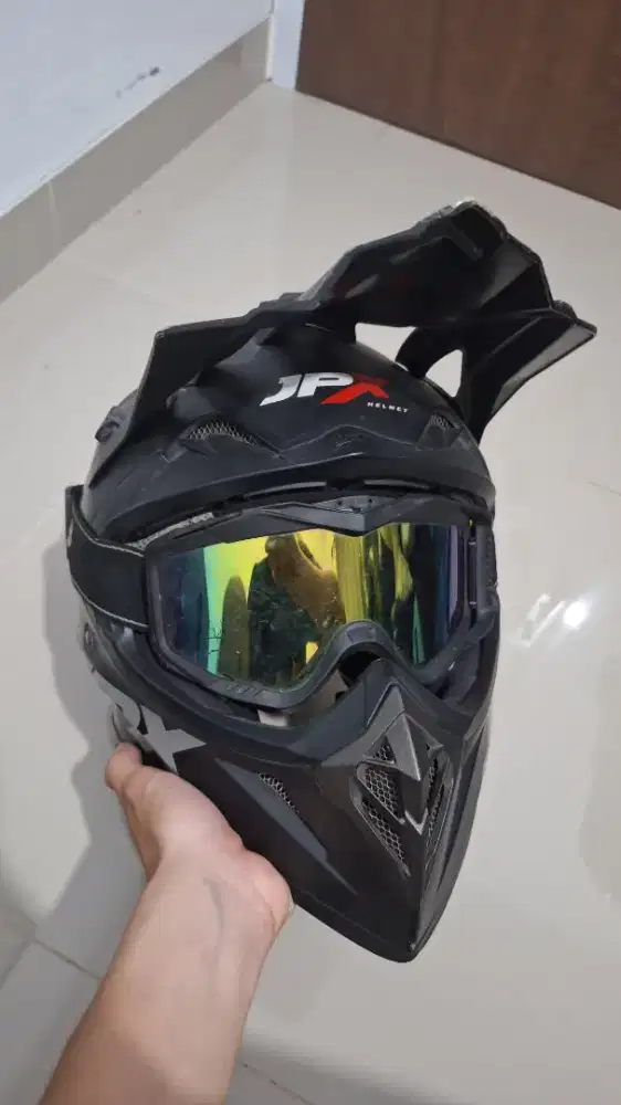 HELM JPX TRAIL.