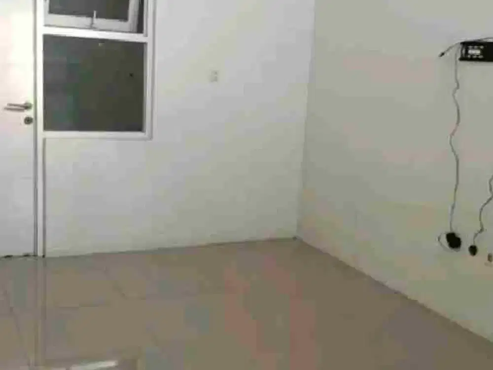 Dijual Rumah dalam Komplek Dekat UNJANI