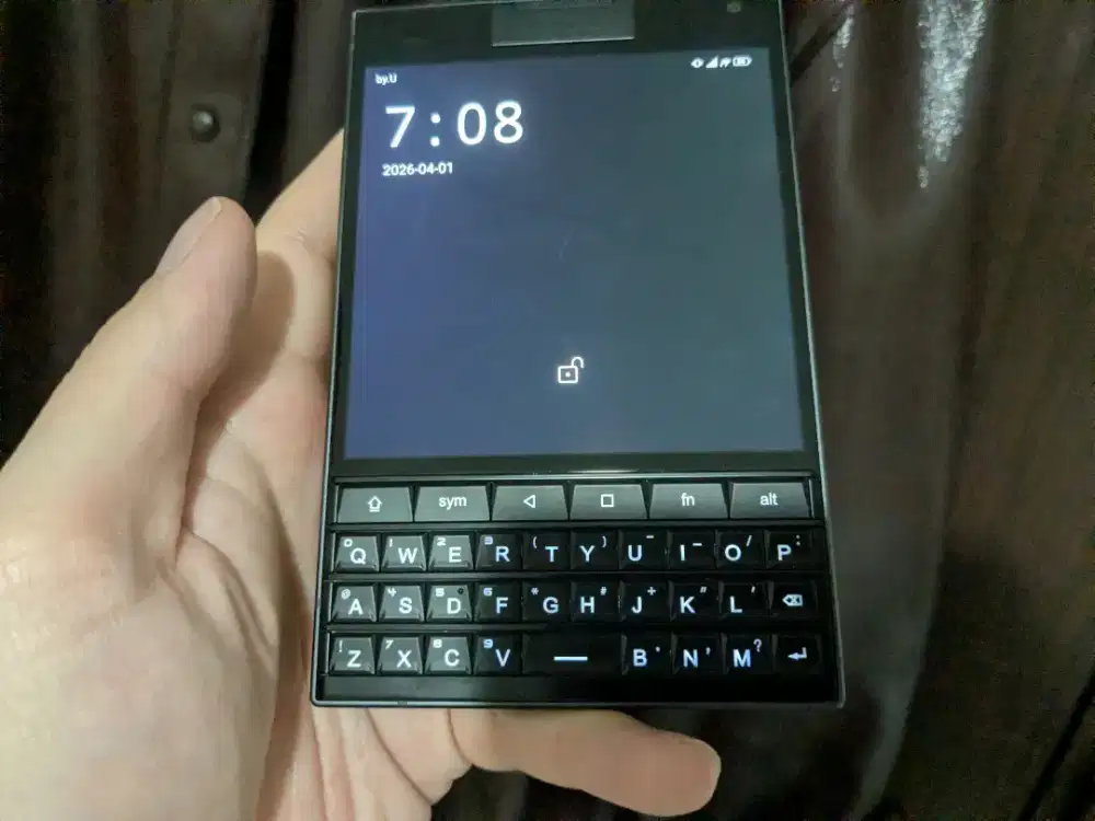 Unihertz titan 2 12/512 beacukai dual sim fullset ori 1 minggu pemakai