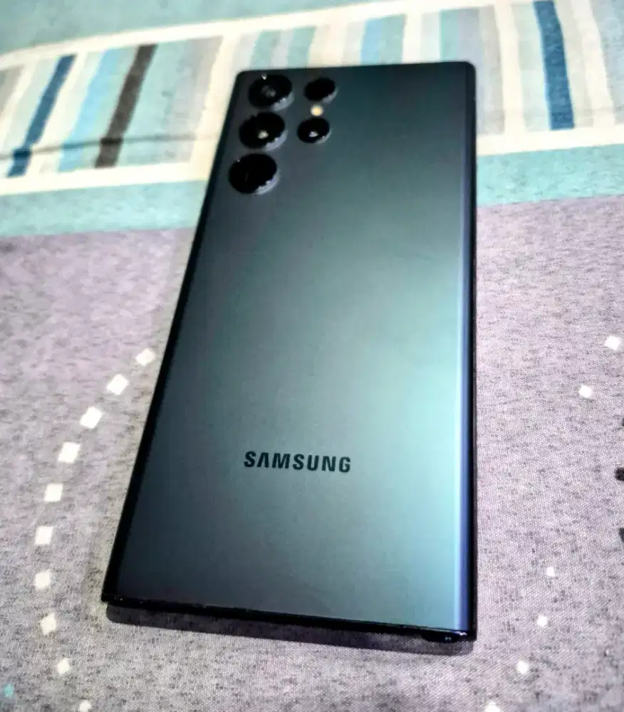 Samsung Galaxy S22 Ultra 12/256