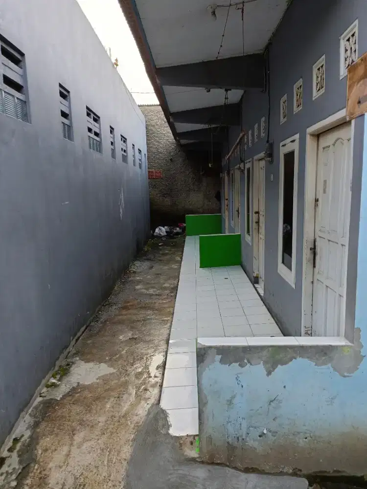 Kontrakan 4 pintu di kp sempu