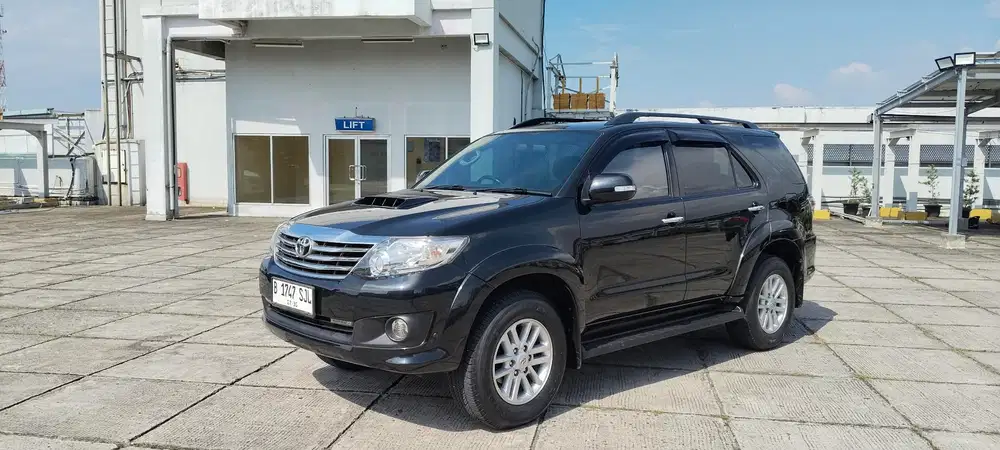 Toyota Fortuner G cvt disel manual promo menarik TDP 10% 2014