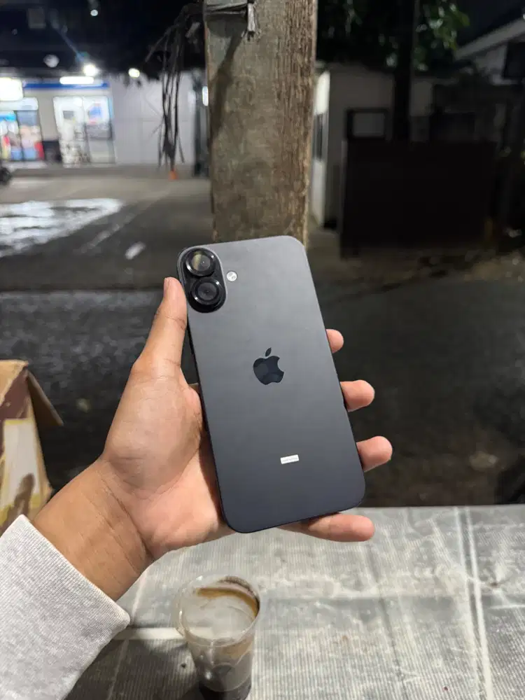 iPhone 16 Plus 128Gb iBox