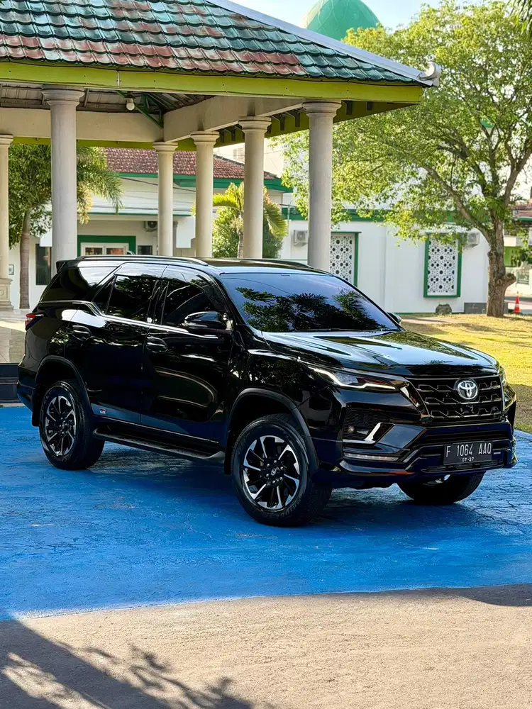 Fortuner 2.8 GR Th 2022 Diesel Automatic Low KM Istimewa!