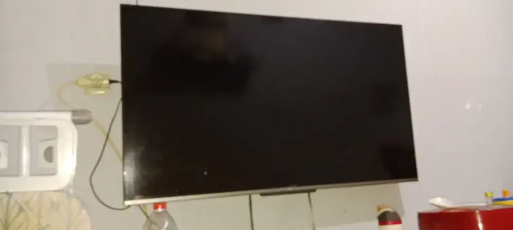 Jual cepat 2 unit tv TCL dan Samsung