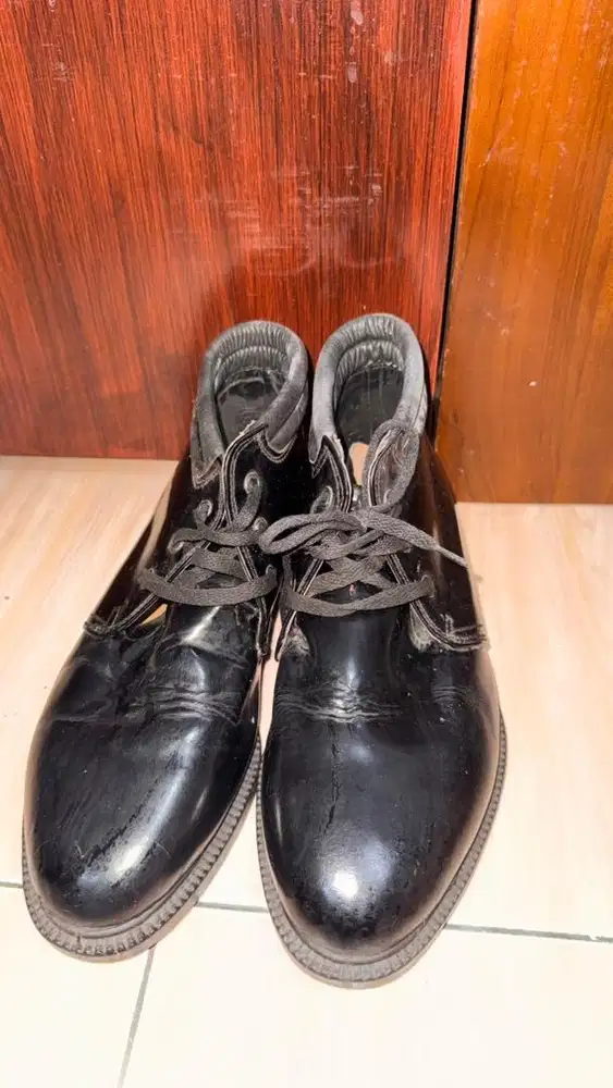 Sepatu PDH Polisi Satpam TNI