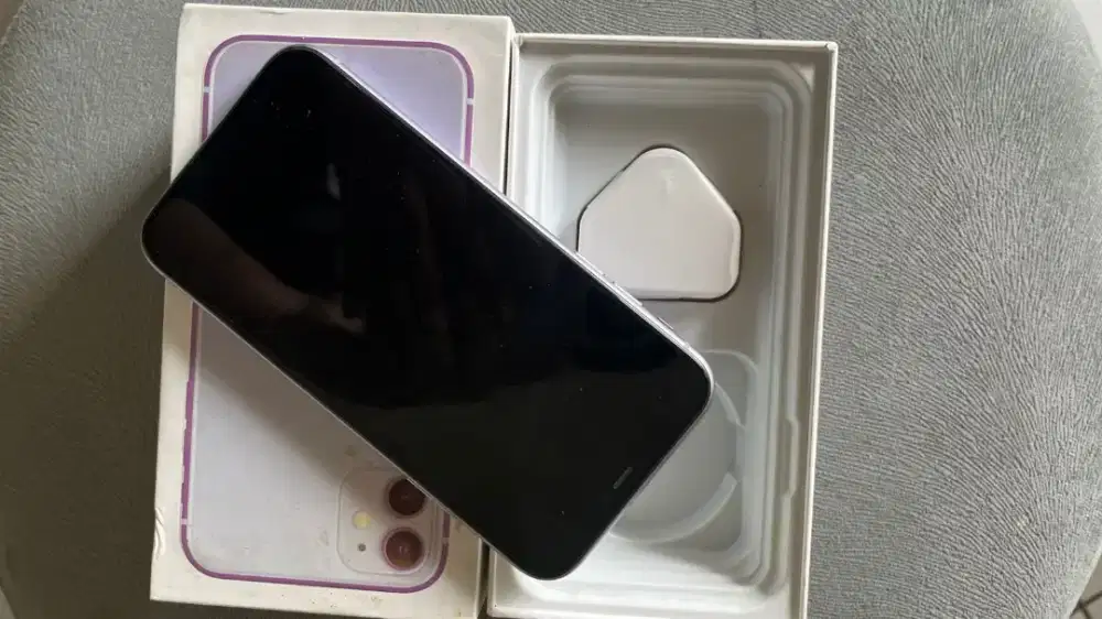 Wts iphone 11 128gb purple