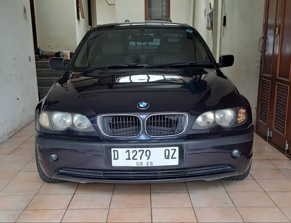 Dijual BMW 318i E46 N46B20 2004