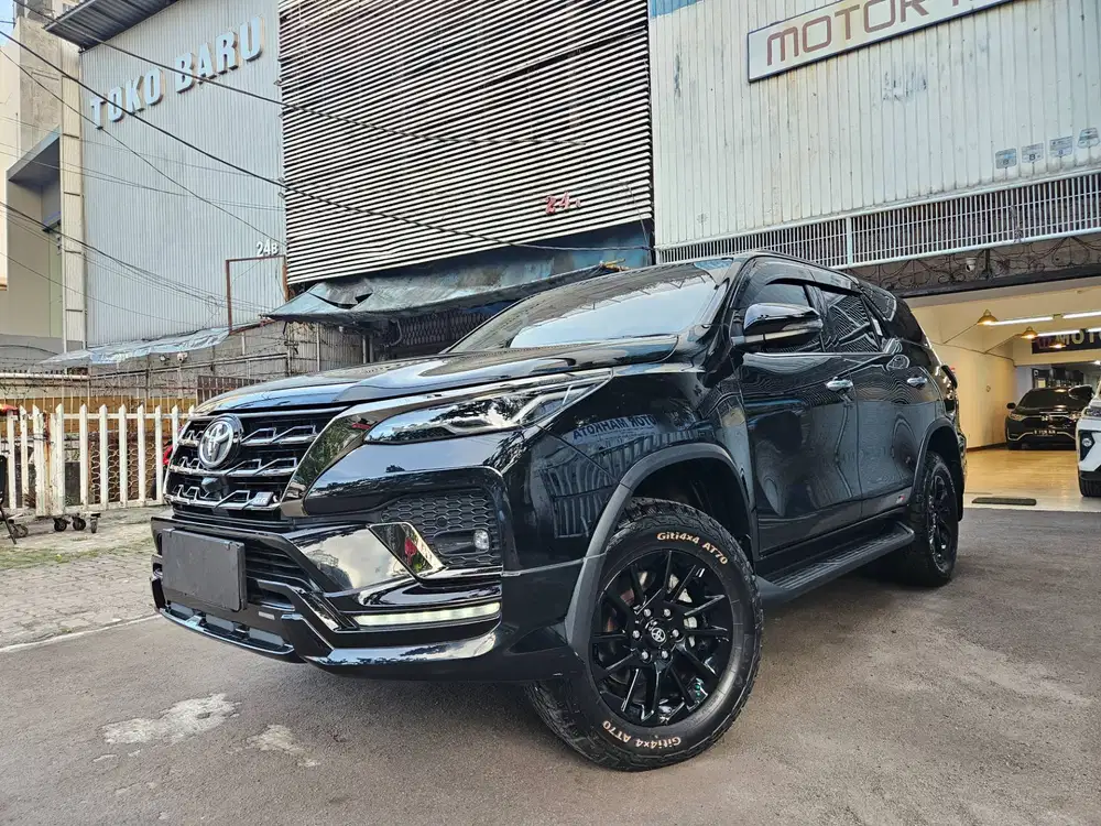 24 rb km Fortuner 2.8 GR Sport 2025 nik 2024 hitam turbo disel diesel