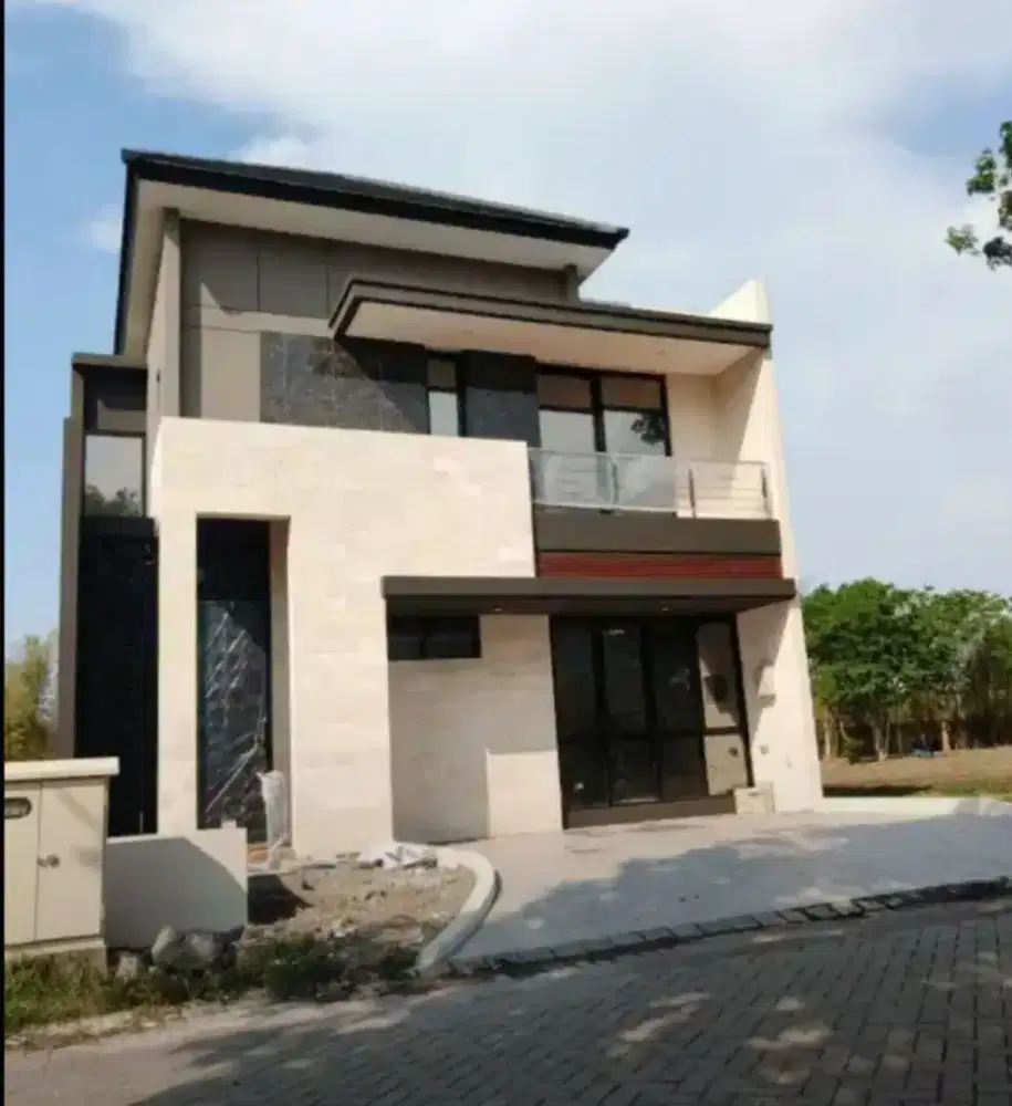 Rumah Baru Gress Grand Pakuwon Surabaya