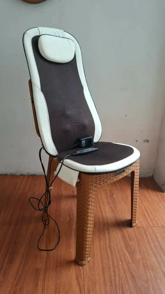 Kursi pijat 3D shiatsu massage