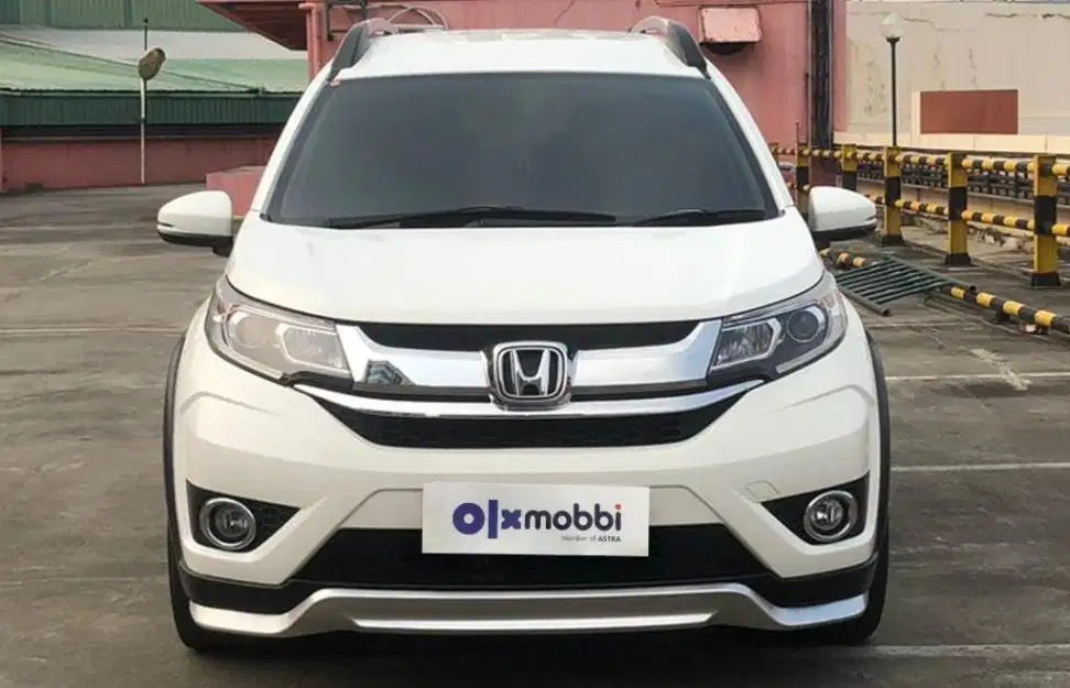 TDP 8,JT, Honda BR-V 1.5 E Prestige Bensin-AT Putih 2017
