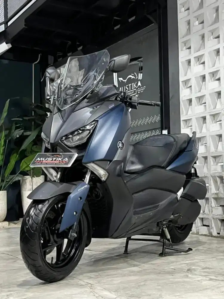 YAMAHA XMAX OLD 2019 - Chintia Mustika